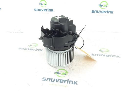 Used Heater blower motor RENAULT CLIO V (B7_) 1.0 TCe 90 (B7MT) (91 hp) 18869627
