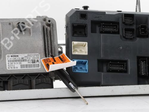 Used Engine control unit (ECU) Engine control unit (ECU) 38459966 38459966