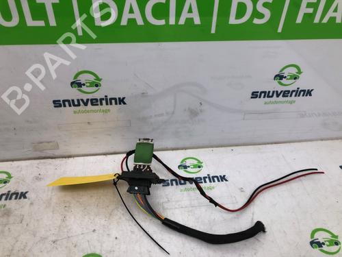 Varmeblæsermodstand RENAULT CLIO III (BR0/1, CR0/1) 1.4 16V | BP29640350M108 