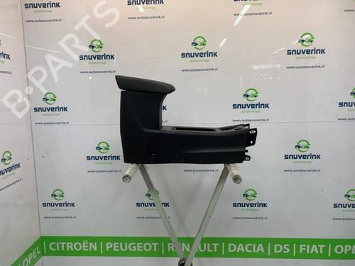 mittelkonsole-renault-clio-v-b7_-2019-25205252 main image