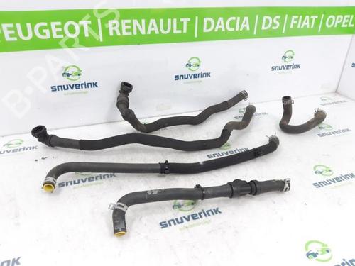 Used Pipe Pipe RENAULT TWINGO III (BCM_, BCA_) Z.E: (BCA1) (82 hp) 40575947 40575947