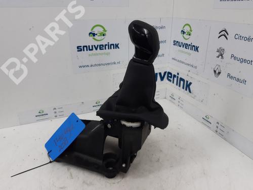 Used Manual gearbox selector Manual gearbox selector PEUGEOT 208 I (CA_, CC_) 1.2 VTI 82 (82 hp) 10794701 10794701