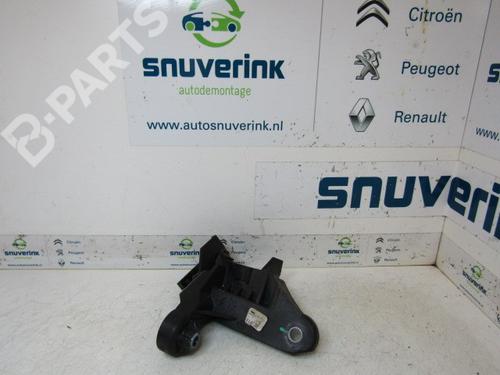 Used Manual gearbox selector Manual gearbox selector PEUGEOT 208 I (CA_, CC_) 1.2 VTI 82 (82 hp) 10790413 10790413