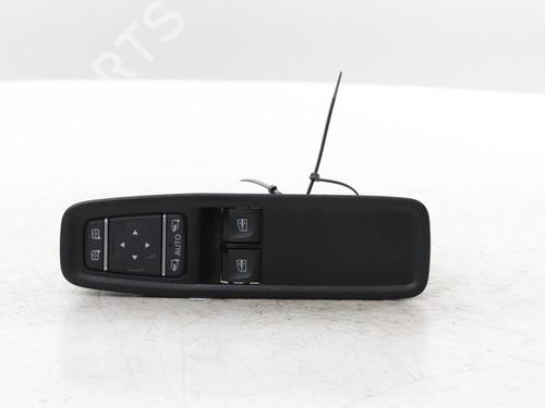 Kombi Kontakt / Stilkkontakt Kombi Kontakt / Stilkkontakt 38111042 38111042