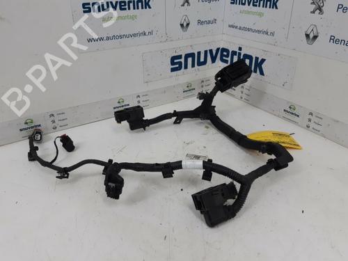 Used Wiring harness RENAULT TWINGO III (BCM_, BCA_) 0.9 TCe 90 (BCM9, BCM2) (90 hp) 15413458