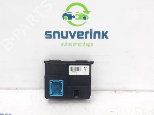 Used Electronic module PEUGEOT 3008 II SUV (MC_, MR_, MJ_, M4_) 1.6 PureTech 180 (M45GFR, M45GFU) (181 hp) 18113004