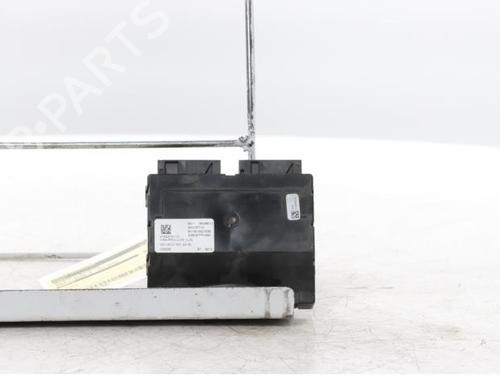 Used Electronic module Electronic module BMW 1 (F40) 118 i (140 hp) 40587049 40587049