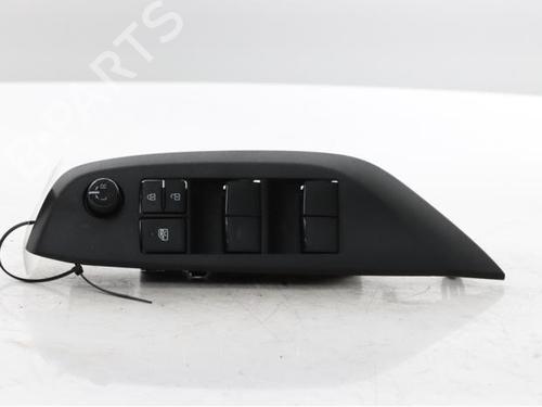 switch-toyota-yaris-cross-mxp_-2020-39036285 main image