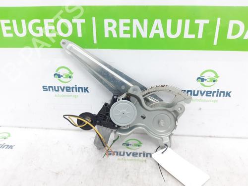Used Rear right window mechanism Rear right window mechanism TOYOTA URBAN CRUISER (_P1_) 1.33 (NSP110_, NSP110) (101 hp) 23122725 23122725