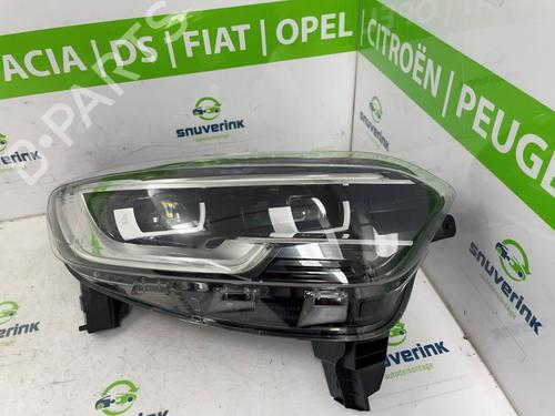 Højre forlygte RENAULT KADJAR (HA_, HL_) 1.3 TCe 140 (HLNB, HLN1) (140 hp) 25829088