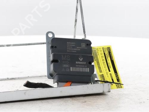 ecu-airbags-renault-express-box-bodympv-2021-36538974 main image