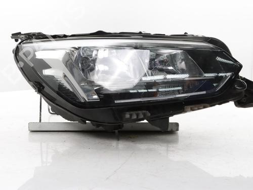 Used Right headlight Right headlight PEUGEOT 208 II (UB_, UP_, UW_, UJ_) e-208 (136 hp) 40527474 40527474