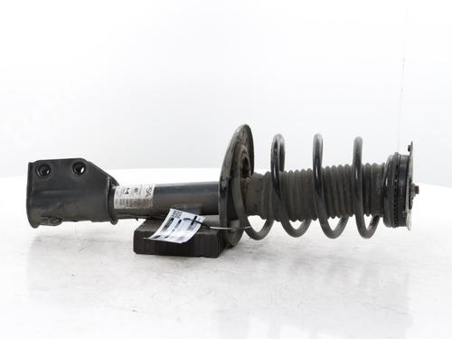 Used Right front shock absorber Right front shock absorber PEUGEOT 2008 II (UD_, US_, UY_, UJ_, UR_, UC_) 1.2 PureTech 130 (USHNS, URHNS) (130 hp) 33846162 33846162
