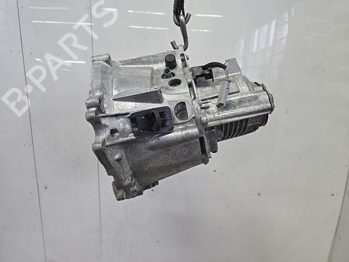 Getriebe für PEUGEOT 2008 II (UD_, US_, UY_, UJ_, UR_, UC_) 1.2 PureTech 130 (USHNS, URHNS) (130 hp) 31592462