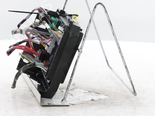 Fuse box RENAULT CAPTUR II (HF_) TCe 100 (HFMT) | BP38264093E1 - Image 3