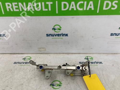 Used Injection rail Injection rail 25884779 25884779