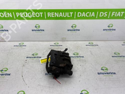 Used Right front brake caliper Right front brake caliper 17465643 17465643