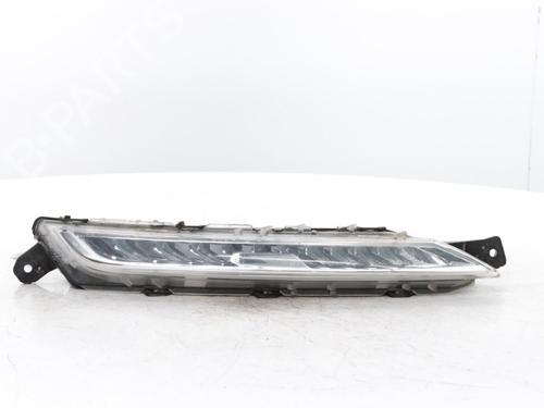 Used Right daytime light Right daytime light 37660135 37660135