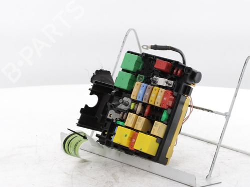 Fuse box OPEL CORSA F (P2JO) 1.2 (68) | BP30758095E1 - Image 2
