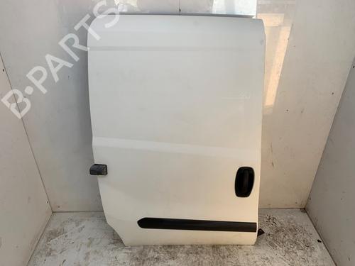 Used Right slide door FIAT DOBLO Cargo (263_) 1.6 D Multijet (263WXD1B, 263WXR1B, 263WXX1B, 263ZXD1B,... (105 hp) 30186321