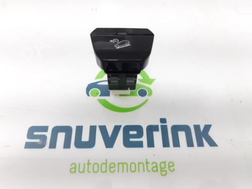 Used Switch PEUGEOT 5008 II (MC_, MJ_, MR_, M4_) 1.2 THP (MRHNYH, MRHNYW, MRHNSJ, MRHNSU, MRHNSM) (131 hp) 11199245