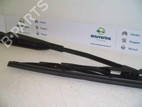 Used Rear windshield wiper arm CITROËN SAXO (S0, S1) 1.4 VTS (75 hp) 18132032