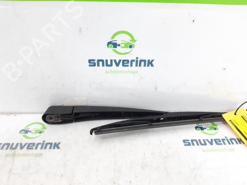 Used Rear windshield wiper arm Rear windshield wiper arm 13194885 13194885