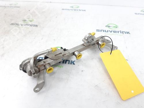 Used Injection rail Injection rail 11930988 11930988