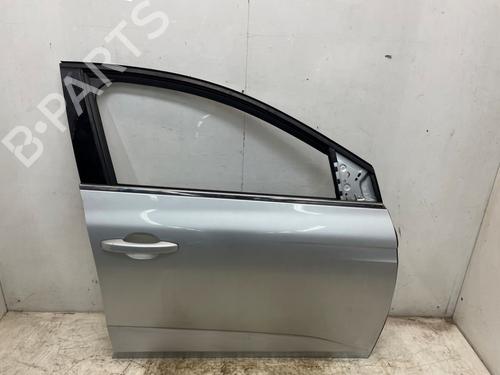 right-front-door-renault-megane-iv-grandtour-k9amn_-2016-31261340 main image