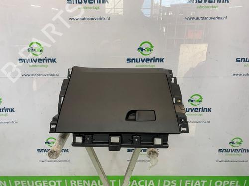 Used Glove box RENAULT CAPTUR II (HF_) TCe 90 (HFM6) (91 hp) 26238353