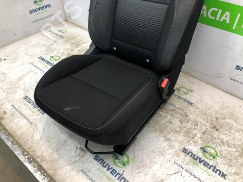 Right front seat RENAULT CAPTUR II (HF_) TCe 100 (HFMT) | BP24160170C16 - Image 3
