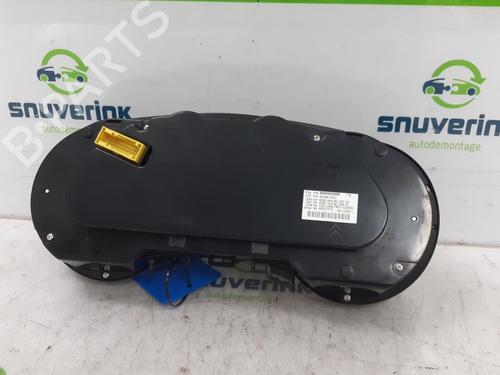 Instrument cluster PEUGEOT 5008 (0U_, 0E_) 1.6 HDi | BP24165819C47