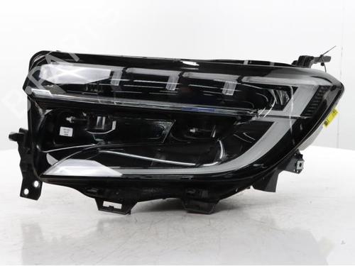 left-headlight-renault-austral-2022-34566044 main image