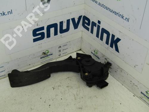 pedal-renault-twingo-iii-bcm_-bca_-10-sce-70-180023357r-6pv00997823-2014-10789498 main image