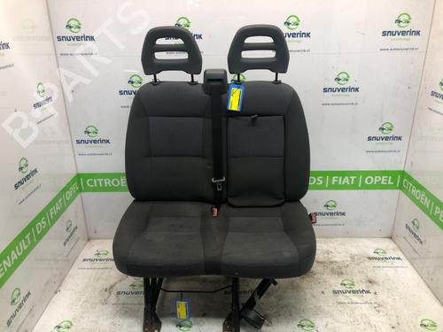 Used Right front seat Right front seat 17528805 17528805