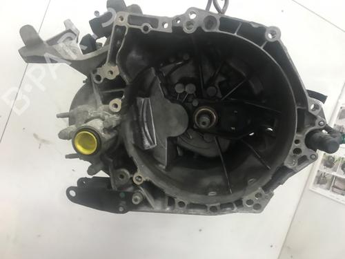 Used Gearbox Gearbox OPEL CORSA F (P2JO) 1.2 (68) (101 hp) 33813735 33813735
