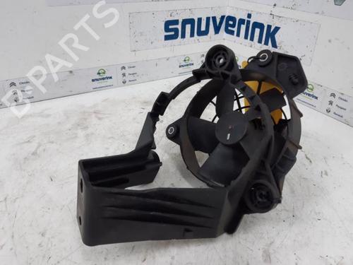 electronic-module-renault-twingo-iii-bcm_-bca_-2014-40564496 main image