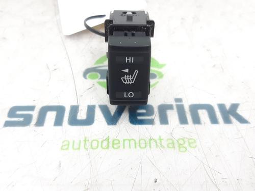 Used Switch NISSAN QASHQAI II (J11, J11_) 1.2 DIG-T (115 hp) 29827846