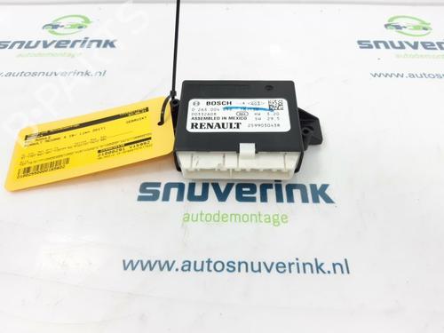 Used Electronic module RENAULT MEGANE IV Grandtour (K9A/M/N_) 1.2 TCe 130 (K9MR) (130 hp) 10801842