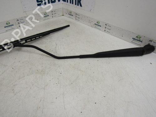 Used Front windshield wiper arm CITROËN C3 I (FC_, FN_) 1.1 i (60 hp) 15729784