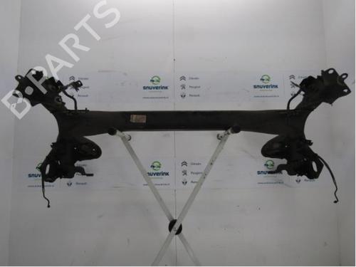 rear-axle-renault-megane-iv-hatchback-b9amn_-2015-40567450 main image