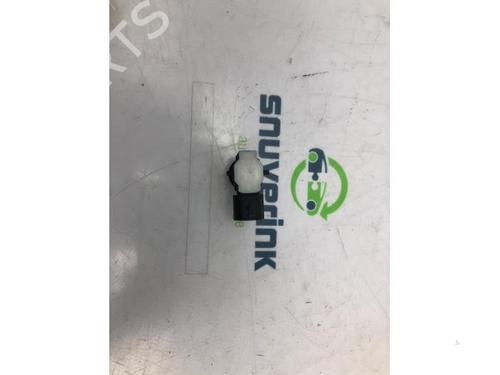 Used Electronic module Electronic module RENAULT KADJAR (HA_, HL_) 1.3 TCe 140 (HLNB, HLN1) (140 hp) 40579082 40579082