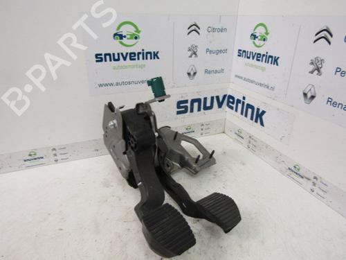 Used Clutch pedal PEUGEOT 2008 I (CU_) 1.6 BlueHDi 100 (100 hp) 10792302