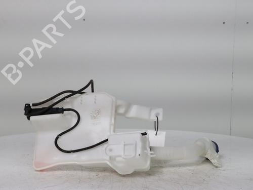 Used Windscreen washer tank PEUGEOT 2008 II (UD_, US_, UY_, UJ_, UR_, UC_) 1.2 PureTech 130 (USHNS, URHNS) (130 hp) 31592482