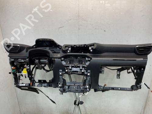 Used Dashboard Dashboard PEUGEOT 208 II (UB_, UP_, UW_, UJ_) e-208 (136 hp) 40527466 40527466