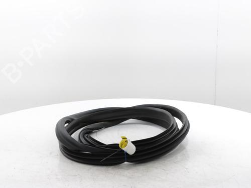 Used Rubber door seal RENAULT CAPTUR I (J5_, H5_) 1.3 TCe 130 (J5NJ, J5NE) (131 hp) 29640527