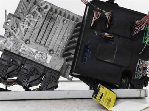 Used Engine control unit (ECU) Engine control unit (ECU) 34563357 34563357