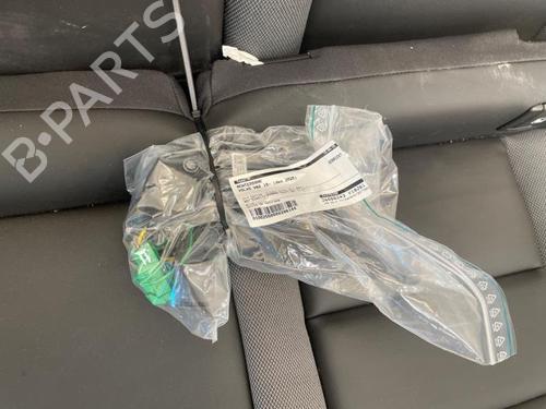 Rear seat VOLVO V60 II (225) T6 Plug-in Hybrid AWD | BP40588081C17 - Image 4