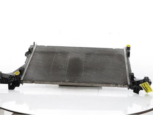 Used Water radiator Water radiator RENAULT MASTER III Platform/Chassis (EV, HV, UV) 2.3 dCi 145 RWD (UV0F, UV0E, HV0E, HV0F, HV0T, HV10,... (146 hp) 39211554 39211554