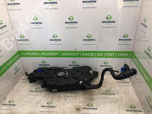 Used Fuel tank PEUGEOT 3008 II SUV (MC_, MR_, MJ_, M4_) 1.2 THP/ PureTech 130 (MRHNSM, MRHNSU, MRHNSJ, MRHNYW,... (131 hp) 21193189